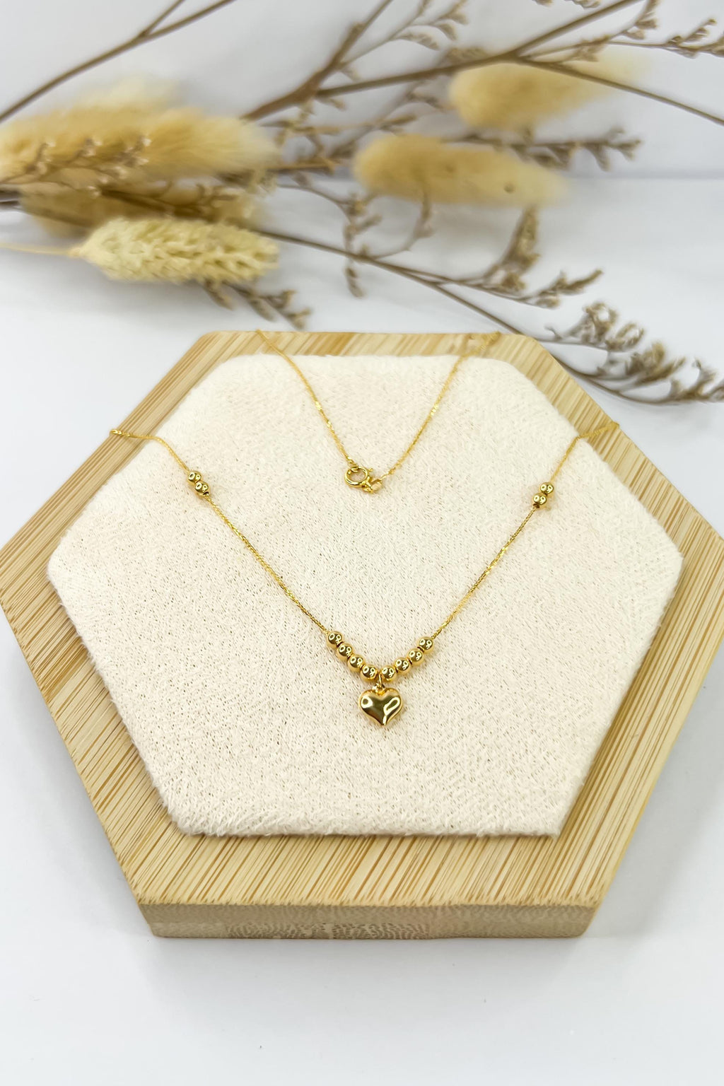 18k Solid Gold Heart Beaded Centre Piece - Unique - Au750 - Yellow Gold