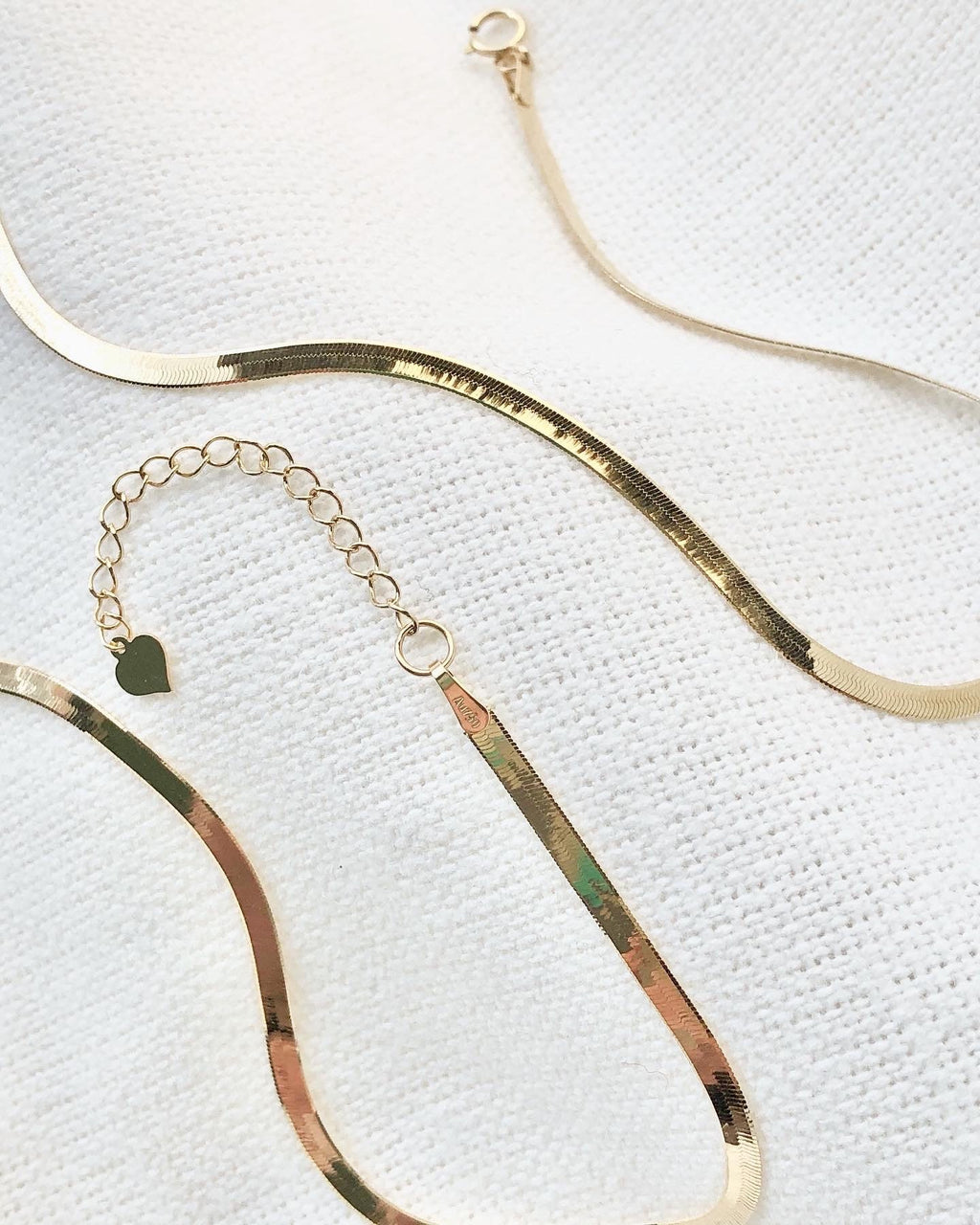 18K Solid Gold Herringbone Chain Necklace, 2.5mm Dainty Layering Jewelry (15.5-17.25 inches)
