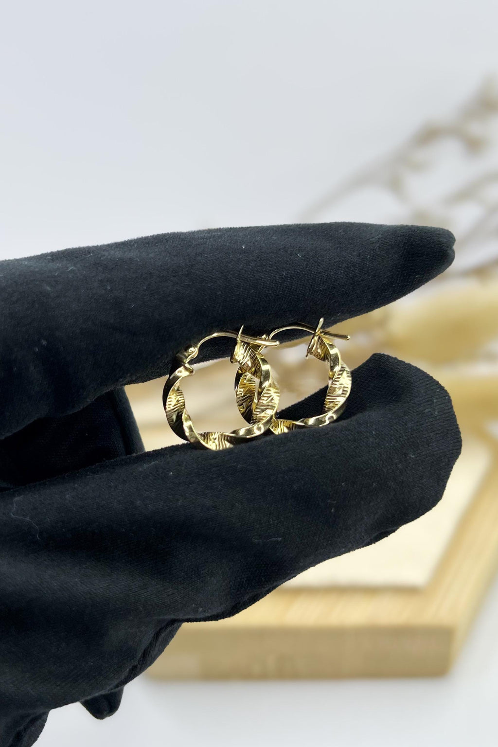 18k Solid Gold Twisted Earrings - 14mm - Unique - Bestseller Gift - Christmas Gift - Gift for Her - Birthday Gift