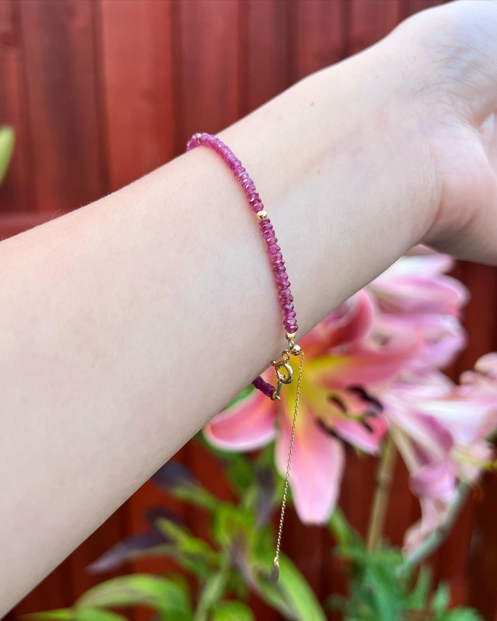 18K Gold Emerald Ruby Carnelian Beaded Bracelet, Dainty Natural Gemstone Jewelry