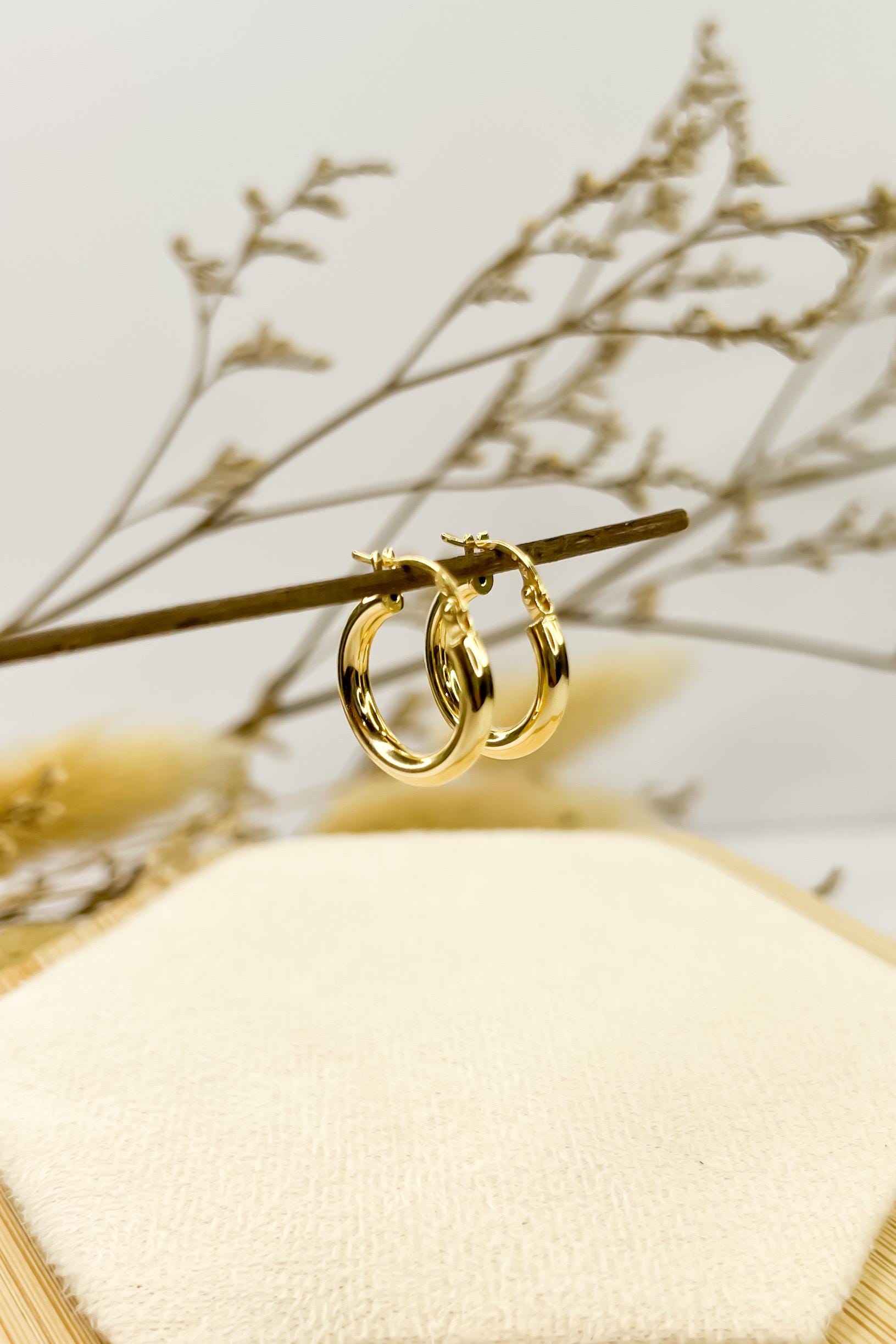 18K Solid Gold Loop Earrings - Plain - 15mm x 3mm Hoop Earrings - Birthday Gift for Her - Christmas Gift for Her - Ideal Gift for her