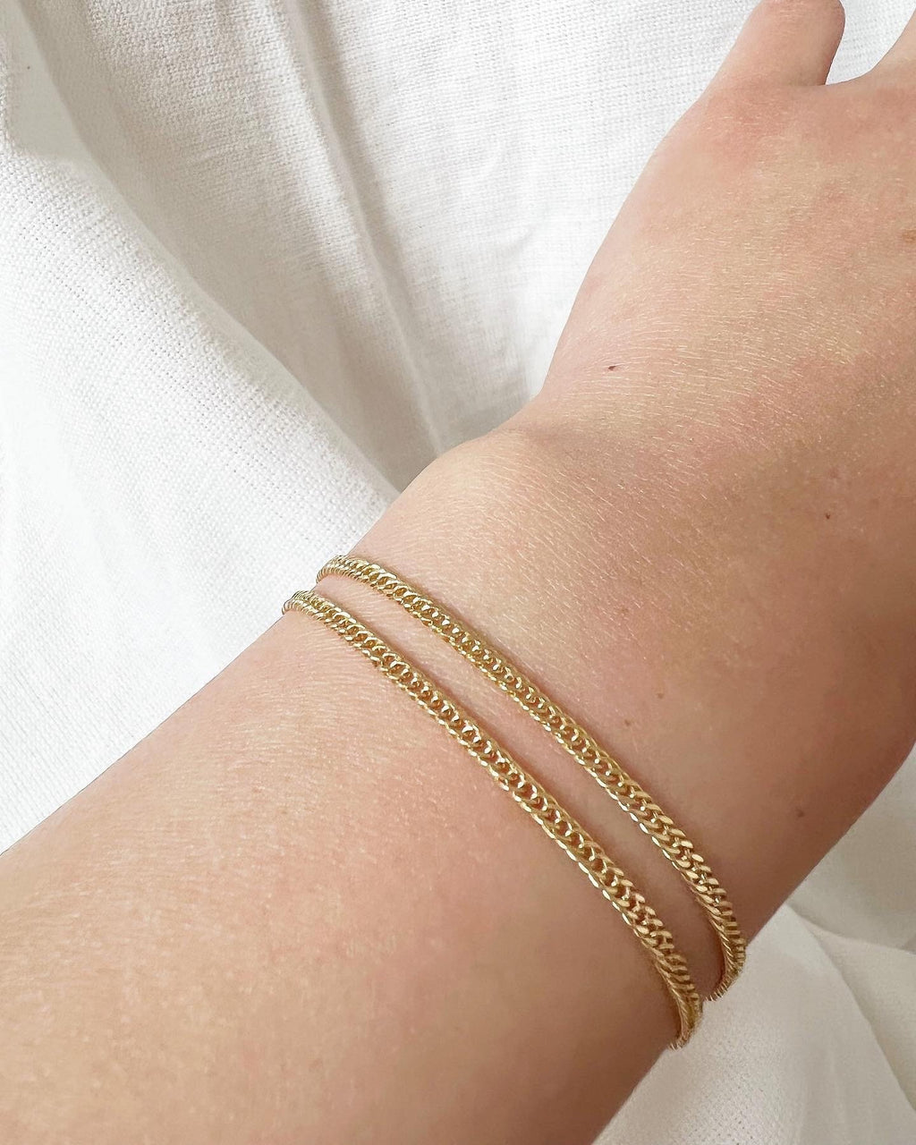 18K Solid Gold Petite Cuban Bracelet, 2.5-3mm Dainty Chain, Minimalist Jewelry