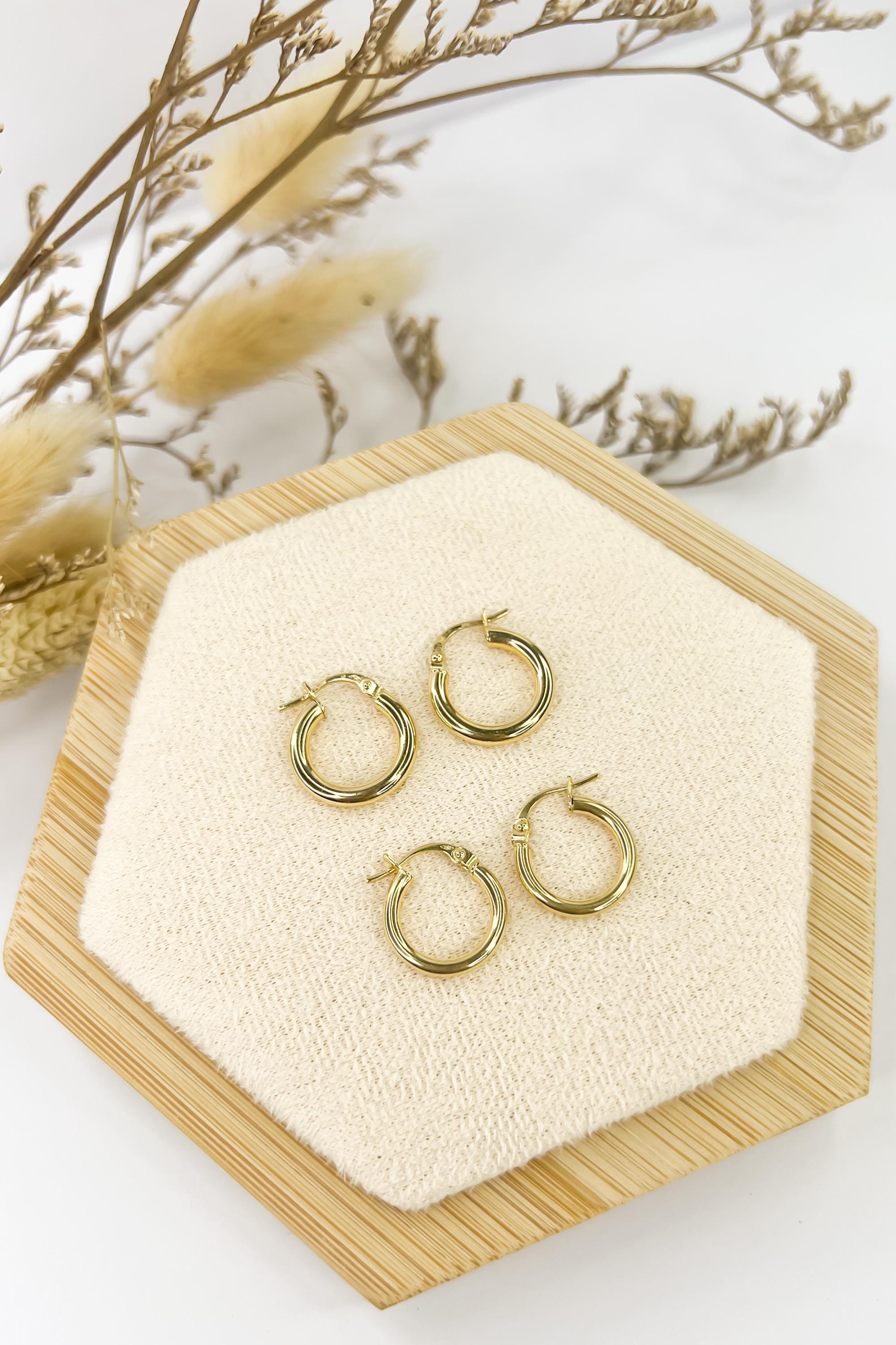 18K Solid Gold Loop Earrings - Plain - 15mm x 3mm Hoop Earrings - Birthday Gift for Her - Christmas Gift for Her - Ideal Gift for her