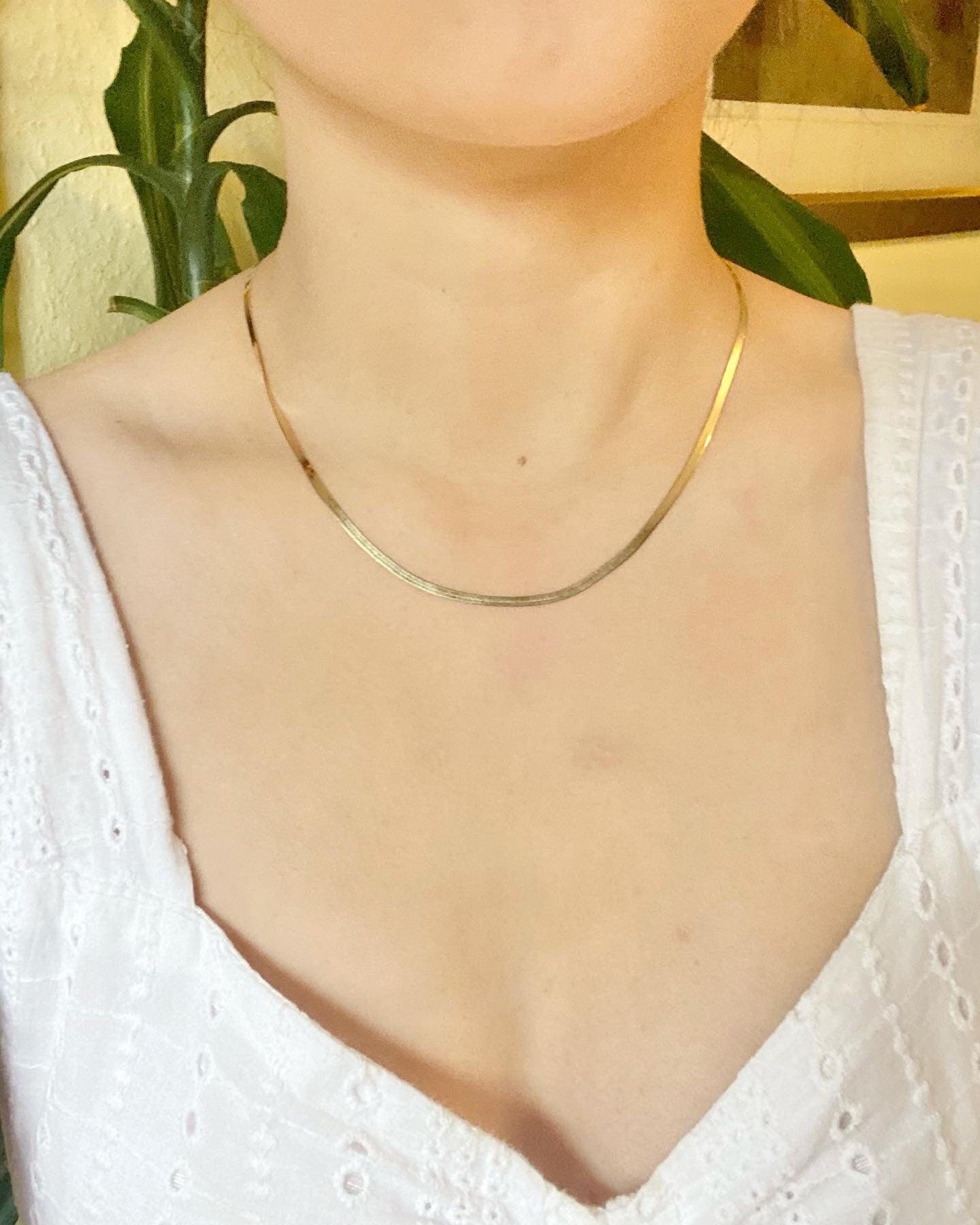 18K Solid Gold Herringbone Chain Necklace, 2.5mm Dainty Layering Jewelry (15.5-17.25 inches)