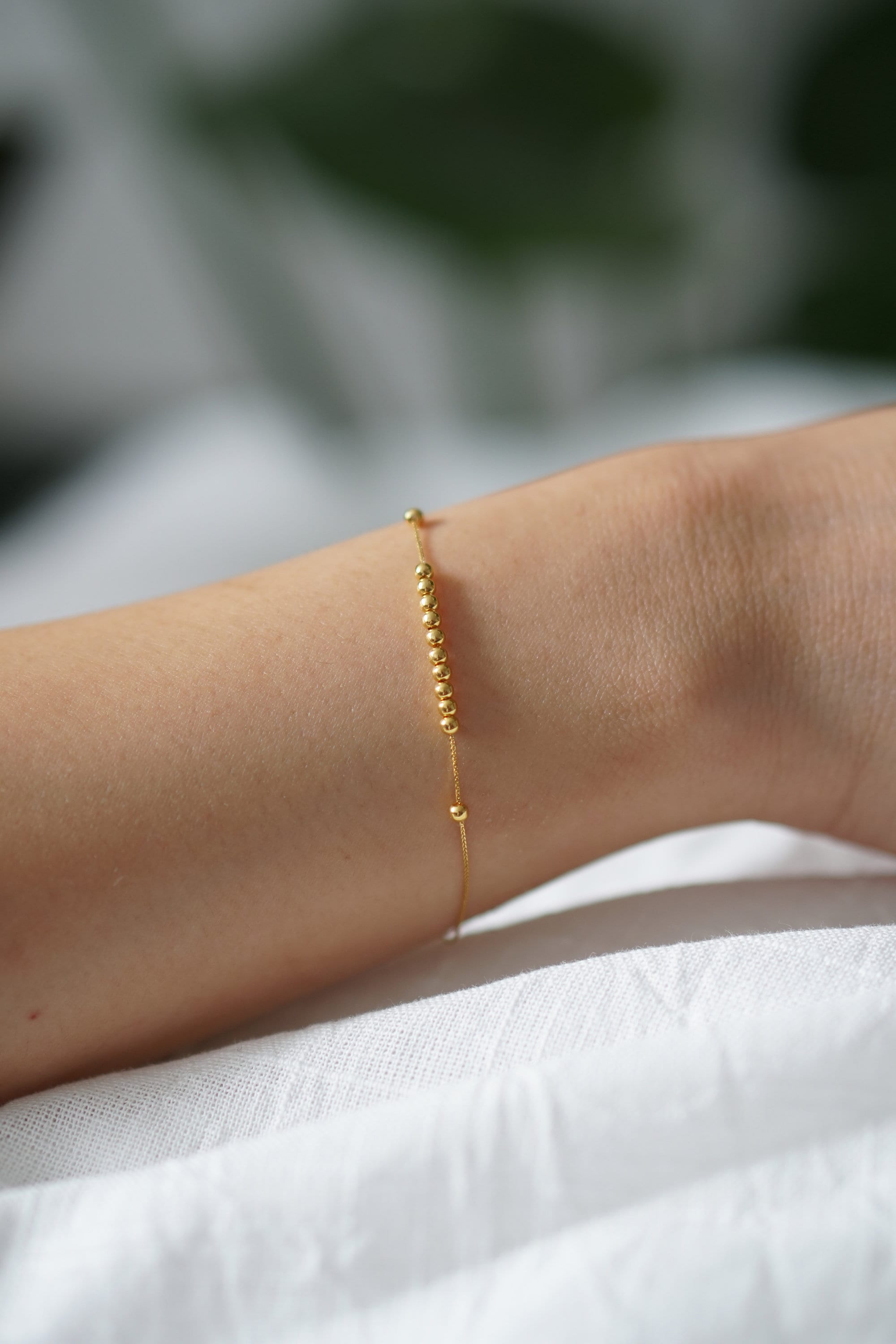 18K Solid Gold Running Beads Bracelet, Adjustable Gold Bracelet, Dainty Minimalist Jewelry, Gift for Her, Au750 Beaded Bracelet