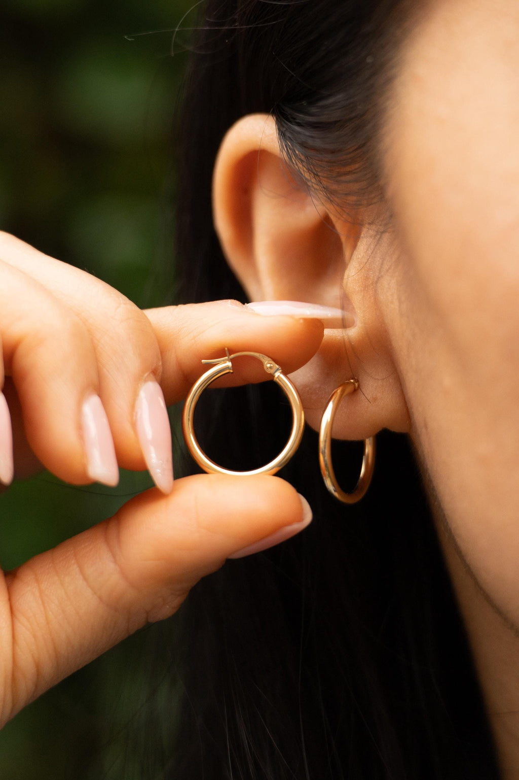 18K Solid Gold Hoop Earrings, 14mm 20mm Gold Hoops, Minimalist Everyday Earrings, Gift for Her