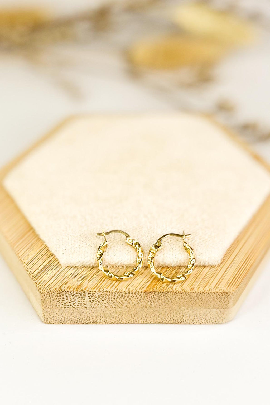 18K Solid Gold Twisted Hoop Earrings 16mm, Rope Twist Gold Hoops, Dainty Minimalist Earrings, Everyday Jewelry, Gift for Her