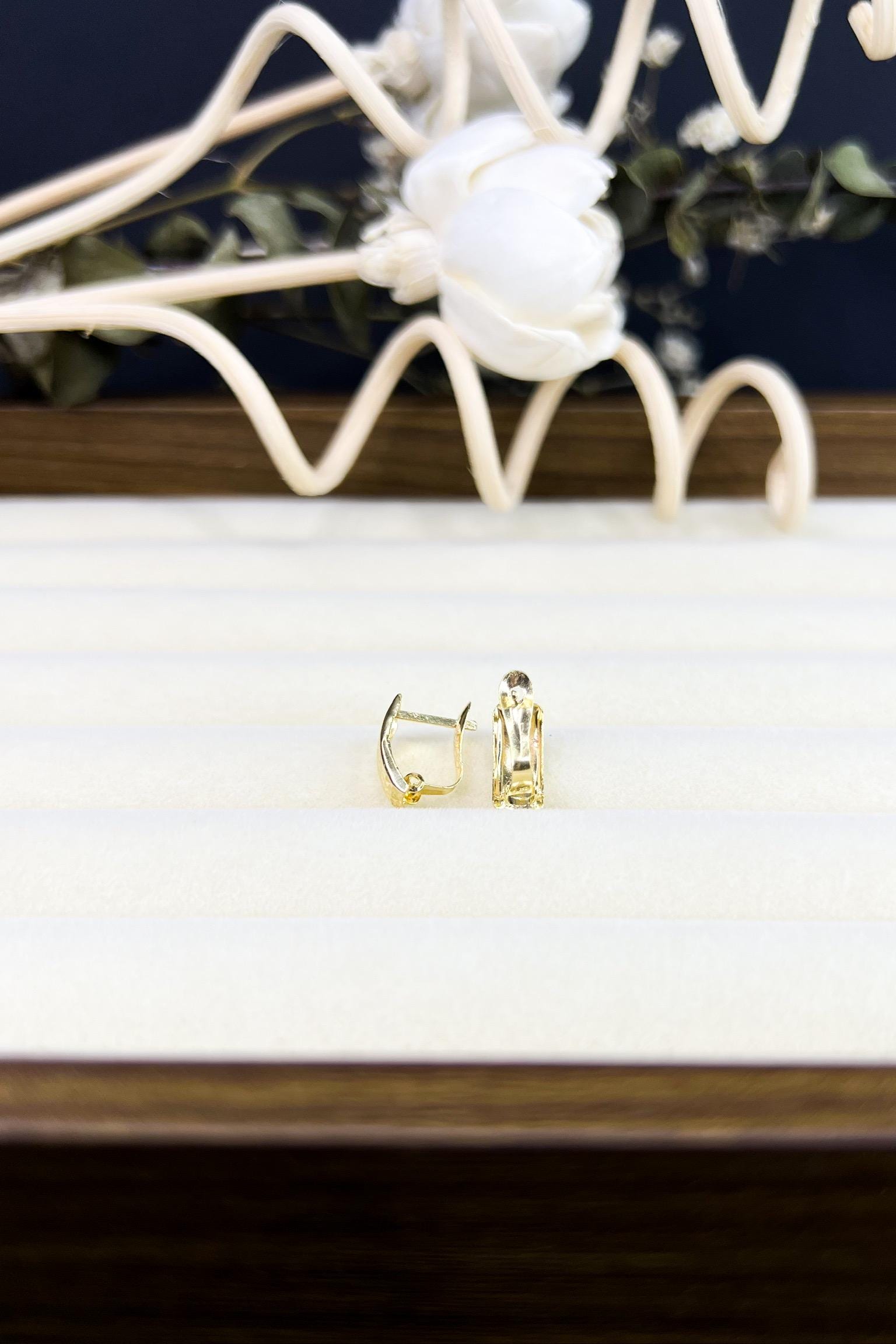 18K Solid Gold Shiny Clip On Earrings, Au750, Dainty, Petite, Gift for Her